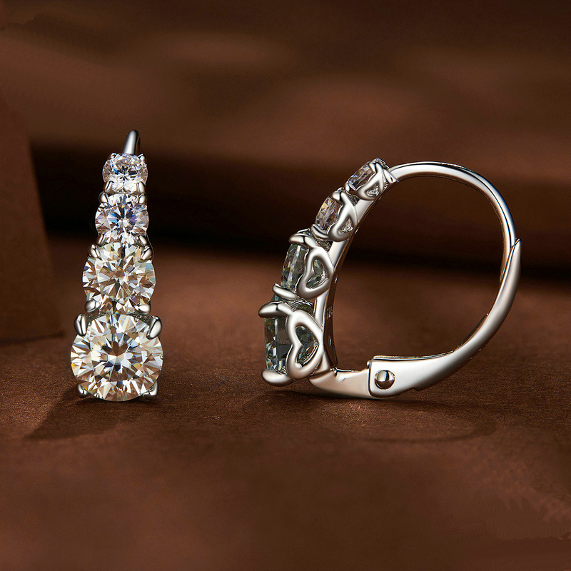 S925 Silver 1.8CT Moissanite E - đánh giá và giá Men Accessories Earrings