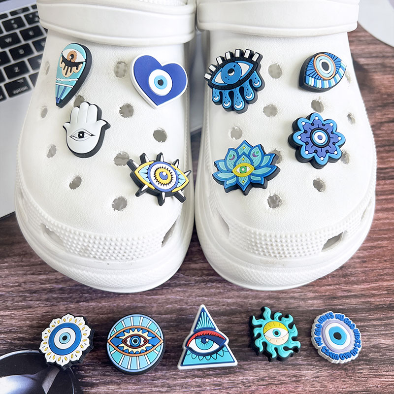 New Arrival Evil Eyes Shoe Cha - đánh giá và giá Men Accessories Evil Eye